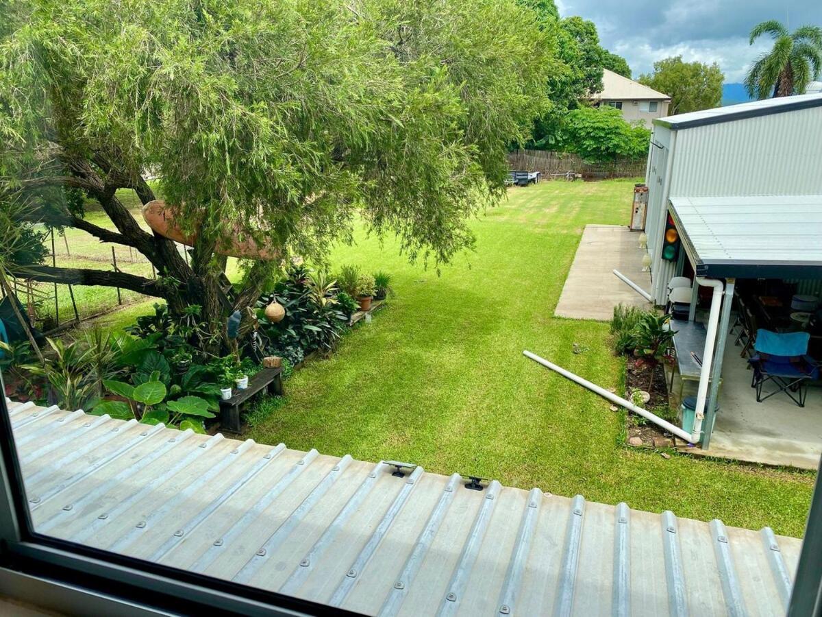 Ferienwohnung Tranquil Retreat Meets City Convenience In Railway Estate Townsville Exterior foto